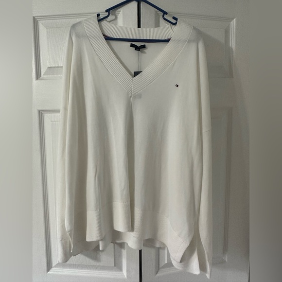 Tommy Hilfiger Sweaters - Women’s Tommy Hilfiger sweater